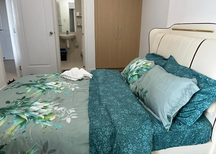Commonwealth Residences Combine 2 Units * マニラ市